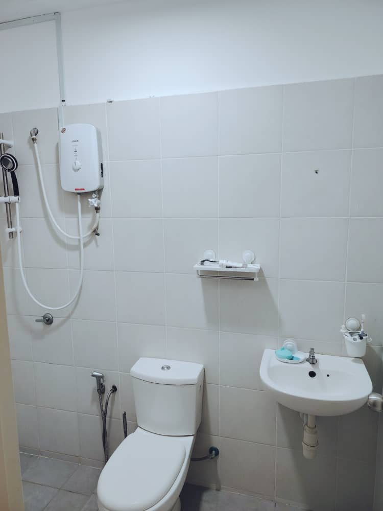 JALAN GALAKSI 3/11 BANDAR MAHKOTA BANTING
