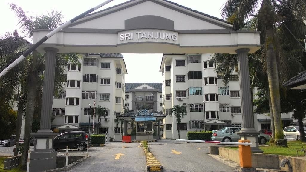 Sri Tanjung Apartment