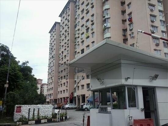 Desa Dua Apartment