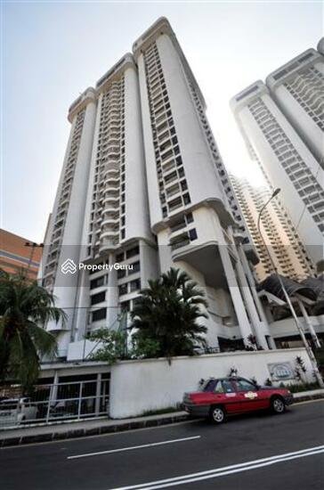 Villa Putera Condominium