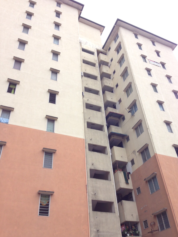 Desa Satu Apartment