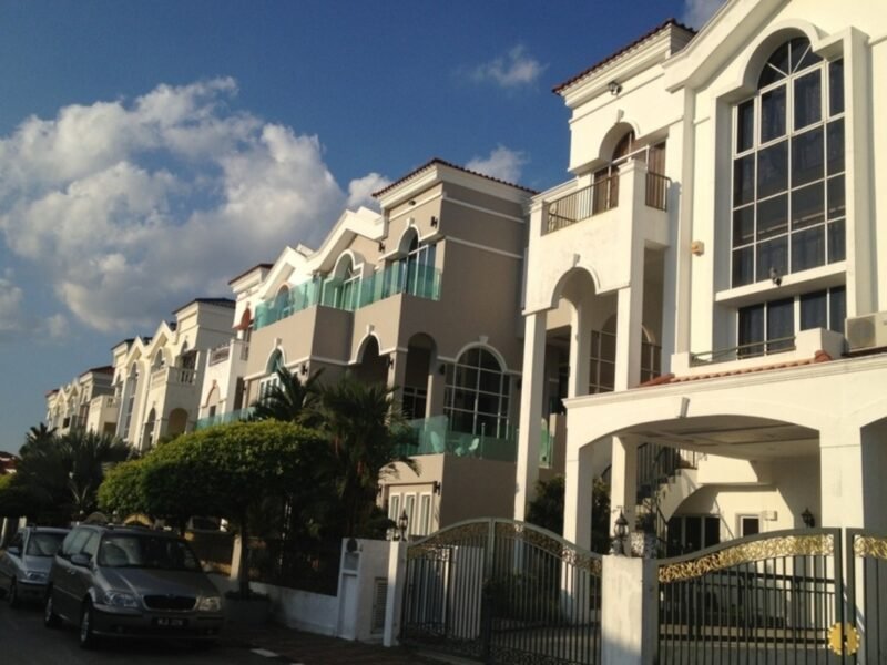 Puncak Perdana (Perdana Heights)