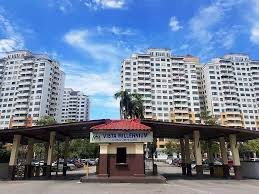 Vista Millenium Condominium